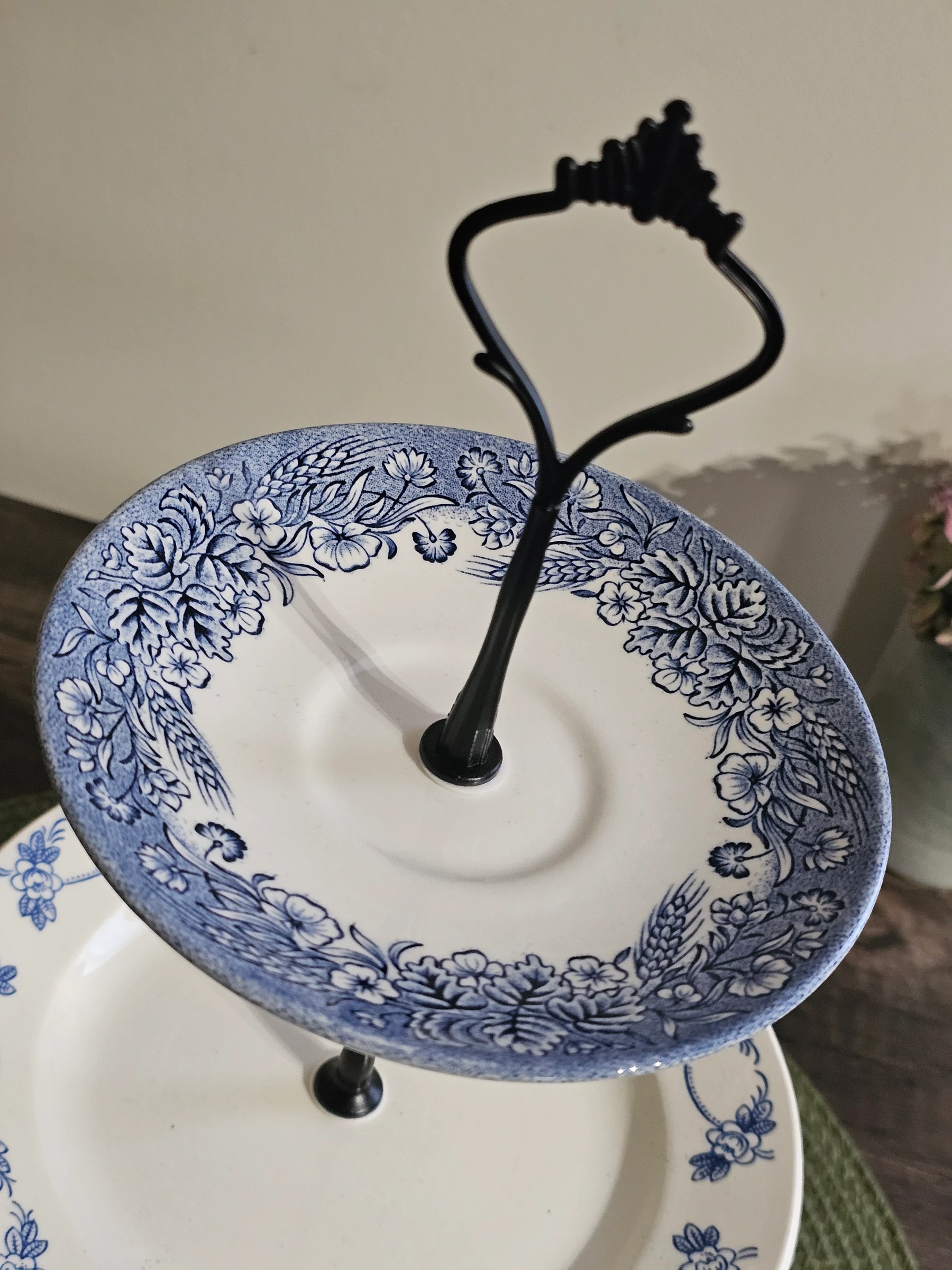 Presentation plate / blue dumb waiter – photo 6